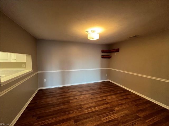 2204 Lesner Cres Apt 202, Virginia Beach, VA 23451