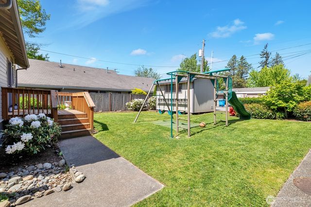 250 SE Andrews Street, Issaquah, WA 98027
