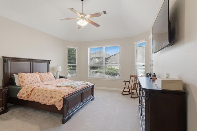 2002 Brodie Lane, Conroe, TX 77301