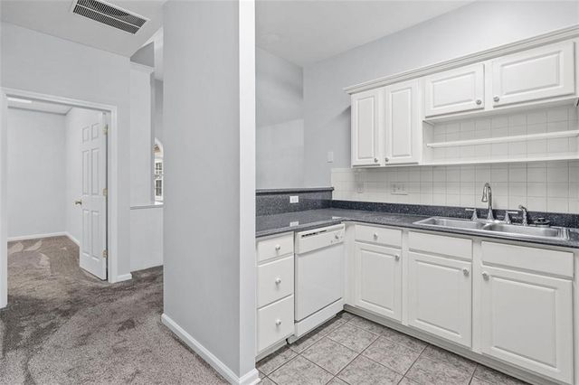 1245 CREEK FOREST Lane 8, Austell, GA 30106