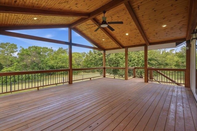 11 Pony Meadows Dr, Wichita, KS 67232