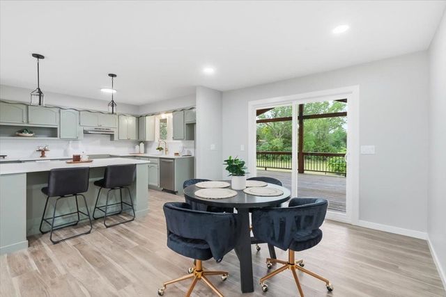 11 Pony Meadows Dr, Wichita, KS 67232