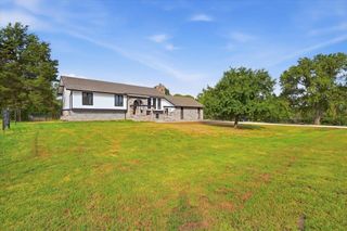 11 Pony Meadows Dr, Wichita, KS 67232