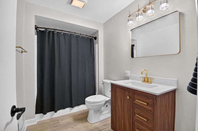 2320 51st STREET, Kenosha, WI 53140