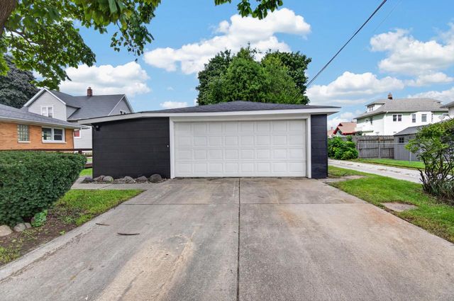 2320 51st STREET, Kenosha, WI 53140