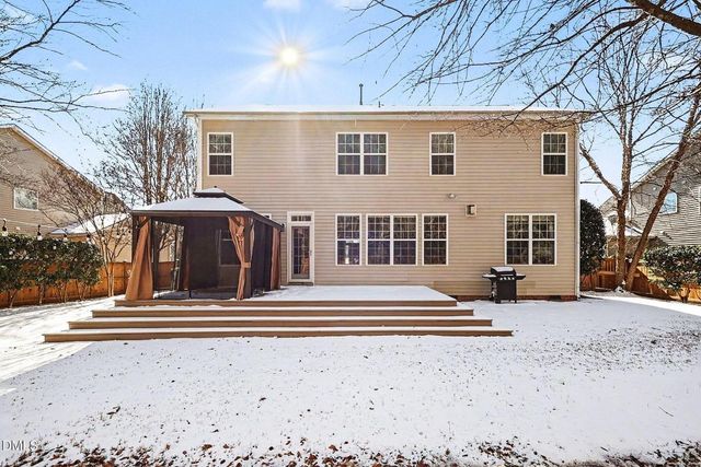 120 Magnolia Meadow Way, Holly Springs, NC 27540