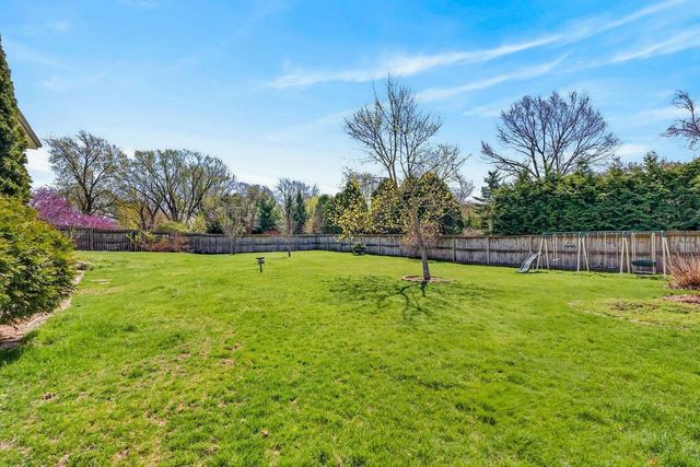 5755 Pembroke Drive, Fitchburg, WI 53711