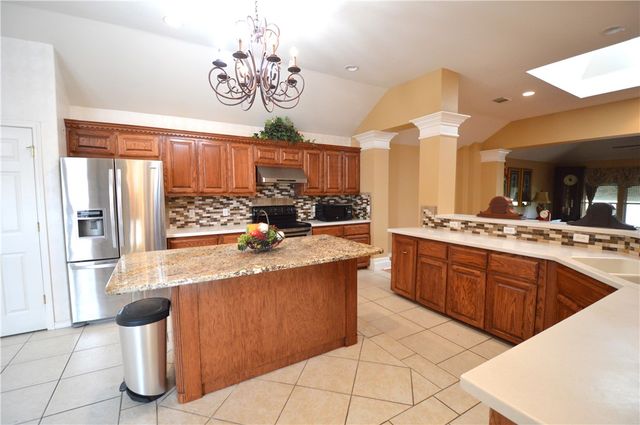 6206 Garden Ct, Corpus Christi, TX 78414