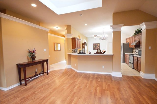 6206 Garden Ct, Corpus Christi, TX 78414