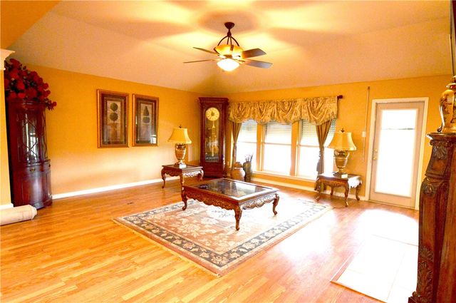 6206 Garden Ct, Corpus Christi, TX 78414