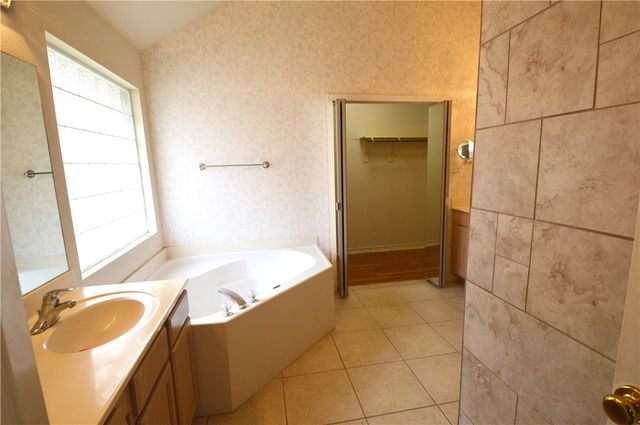 6206 Garden Ct, Corpus Christi, TX 78414