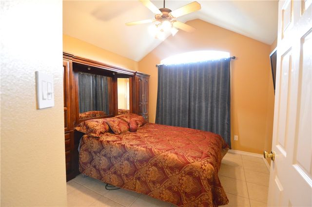 6206 Garden Ct, Corpus Christi, TX 78414