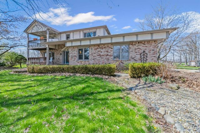 16100 30 Mile Road, Ray, MI 48096