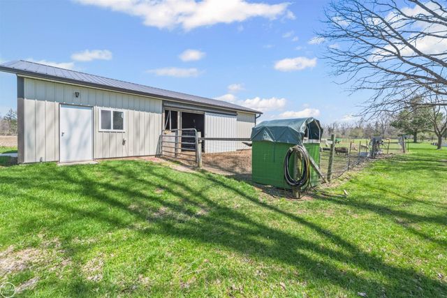 16100 30 Mile Road, Ray, MI 48096