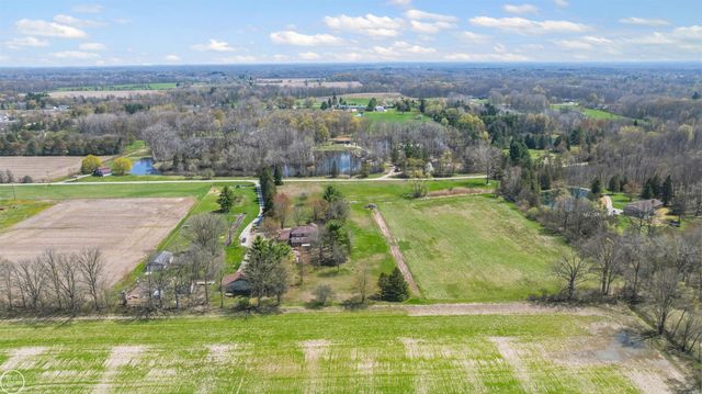 16100 30 Mile Road, Ray, MI 48096