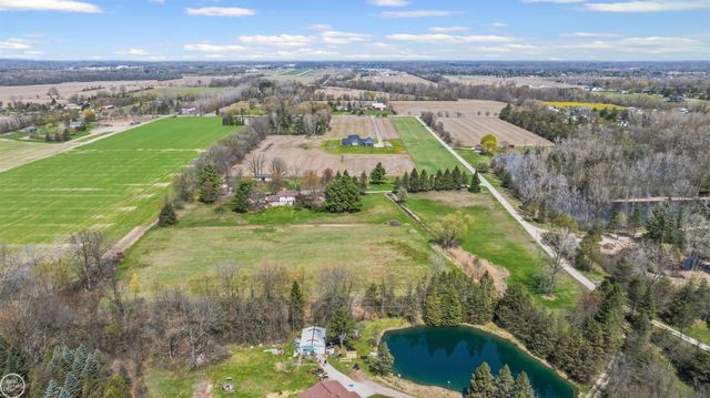 16100 30 Mile Road, Ray, MI 48096