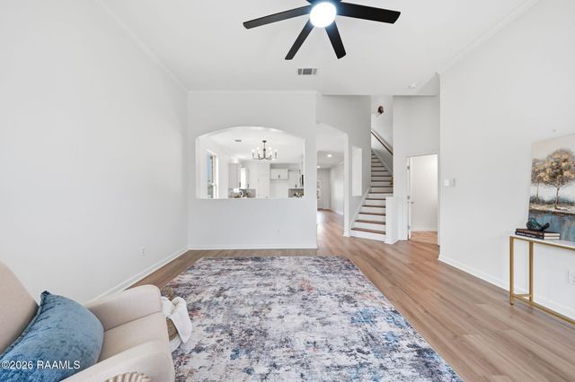 112 Fallow Field Road, Rayne, LA 70578