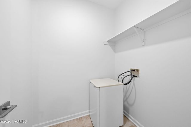 112 Fallow Field Road, Rayne, LA 70578