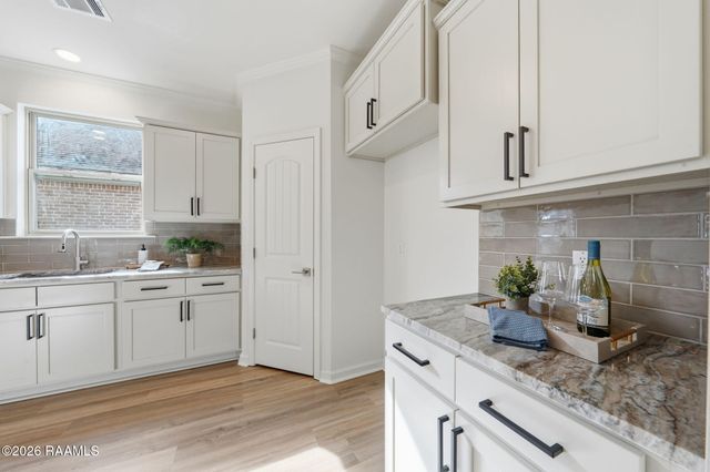 112 Fallow Field Road, Rayne, LA 70578