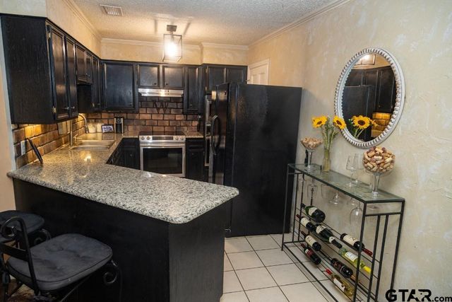 805 Elaine Drive, Tyler, TX 75703