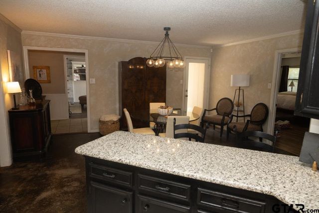 805 Elaine Drive, Tyler, TX 75703