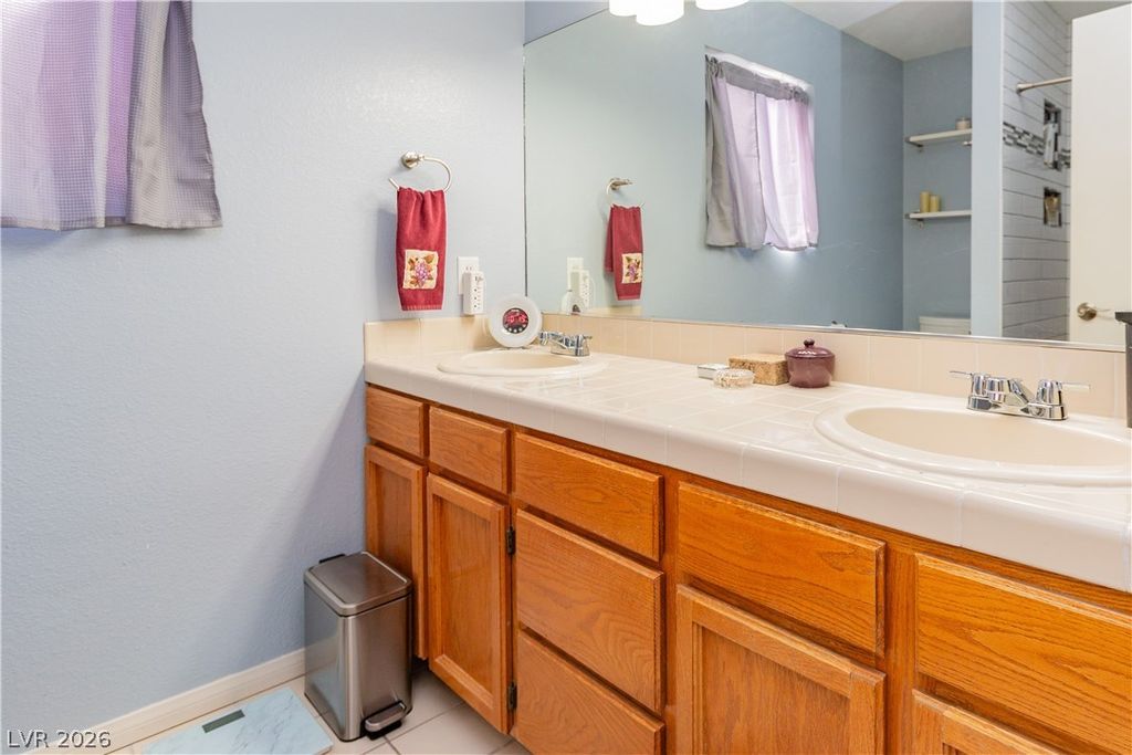 Image 10 of property listing at 7332 Queen Palm Drive, Las Vegas, NV 89128