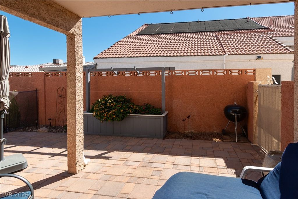 Image 16 of property listing at 7332 Queen Palm Drive, Las Vegas, NV 89128