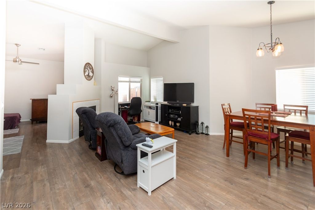 Image 6 of property listing at 7332 Queen Palm Drive, Las Vegas, NV 89128