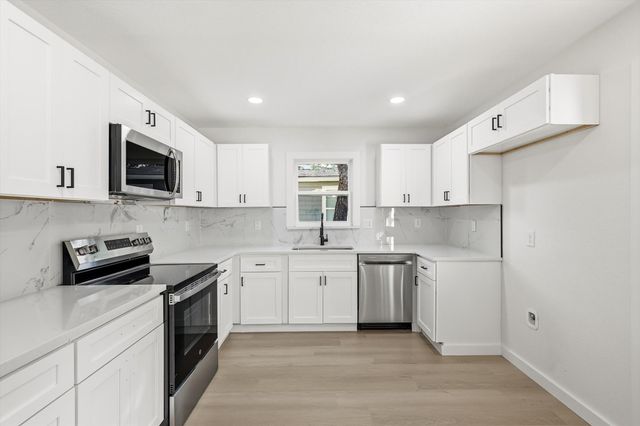 2109 Hedgerow Street, Arlington, TX 76010