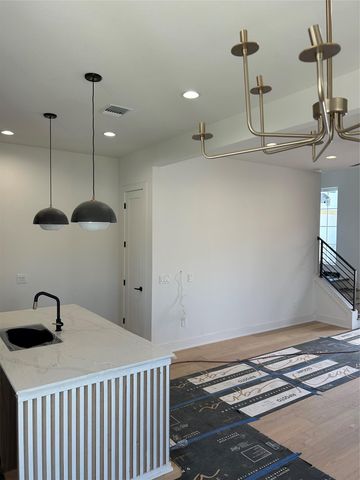 603 Vermont RD 2, Austin, TX 78702