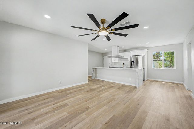 3406 W GLENROSA Avenue, Phoenix, AZ 85017