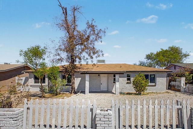 3406 W GLENROSA Avenue, Phoenix, AZ 85017