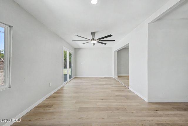 3406 W GLENROSA Avenue, Phoenix, AZ 85017