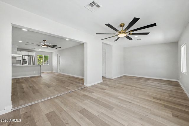 3406 W GLENROSA Avenue, Phoenix, AZ 85017