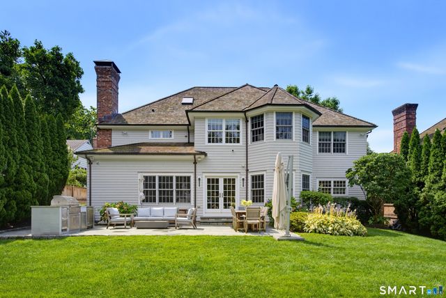 25 Sagamore Road, Stamford, CT 06902