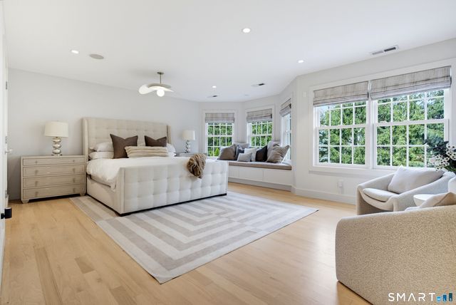 25 Sagamore Road, Stamford, CT 06902