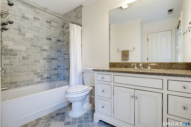 25 Sagamore Road, Stamford, CT 06902