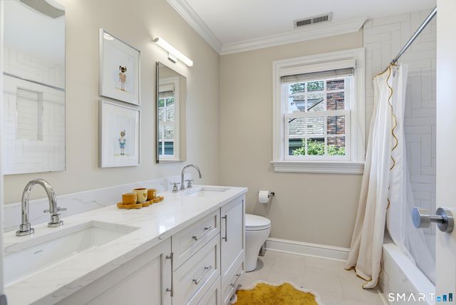 25 Sagamore Road, Stamford, CT 06902