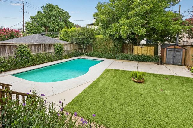 3507 Drummond Street, Houston, TX 77025