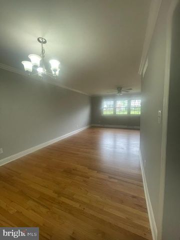 1207 FLINT HILL RD, Wilmington, DE 19808