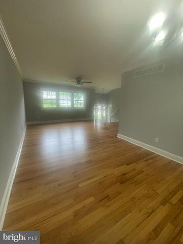 1207 FLINT HILL RD, Wilmington, DE 19808