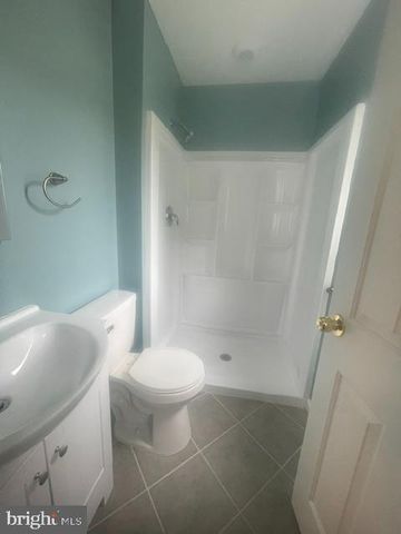 1207 FLINT HILL RD, Wilmington, DE 19808