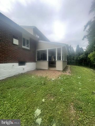1207 FLINT HILL RD, Wilmington, DE 19808