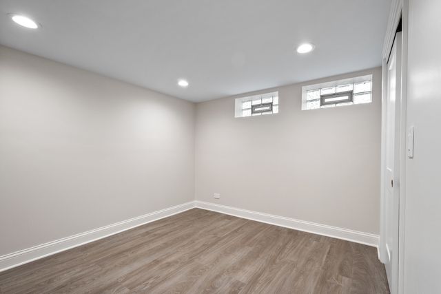 2734 W Fargo Avenue, Chicago, IL 60645