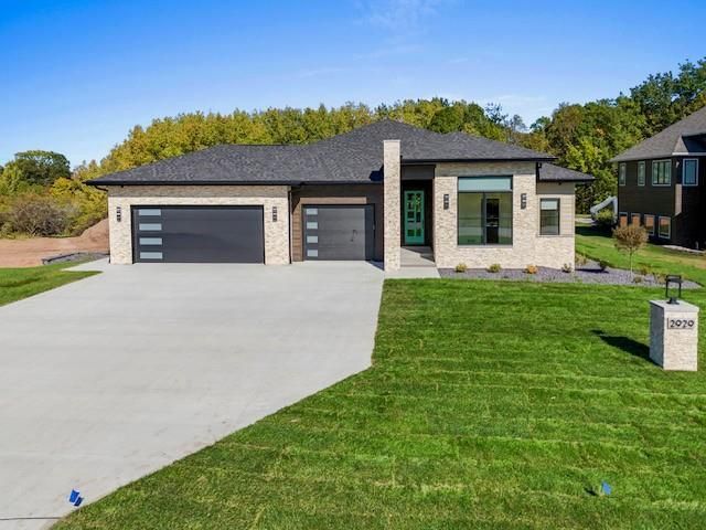 2929 CREEKWOOD DRIVE, Green Bay, WI 54311