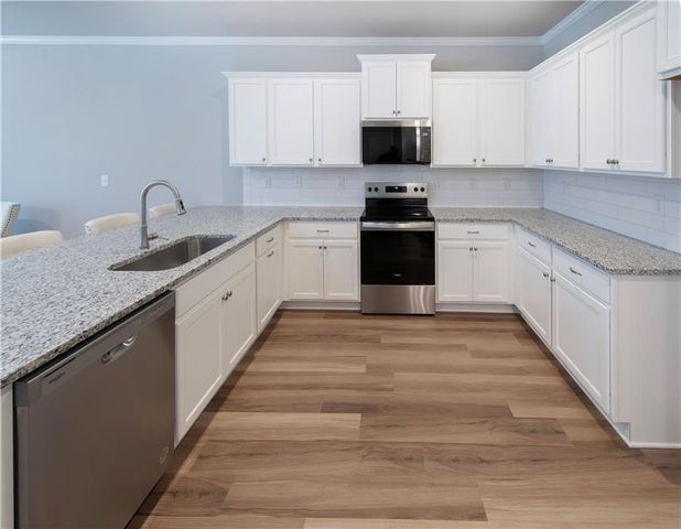 5517 Leyland Drive, Flowery Branch, GA 30542