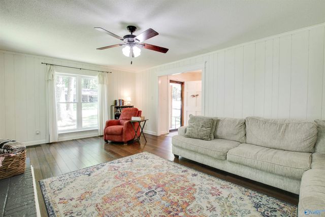 2123 NW Thunderbird Street NW, Hartselle, AL 35640