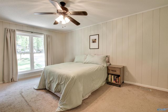 2123 NW Thunderbird Street NW, Hartselle, AL 35640