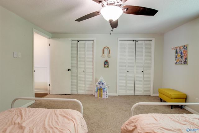 2123 NW Thunderbird Street NW, Hartselle, AL 35640