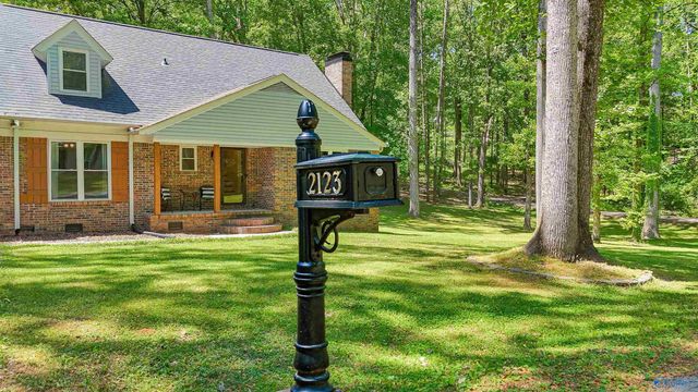 2123 NW Thunderbird Street NW, Hartselle, AL 35640